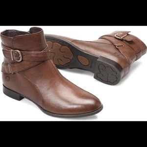 Born Easton Ankle Bootie